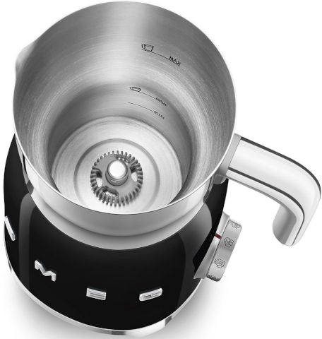 SMEG خفاقة حليب