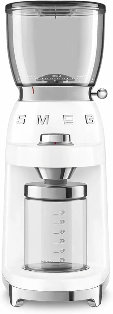 مطحنة قهوة Smeg CGF11 — الجيل الجديد الاحترافي