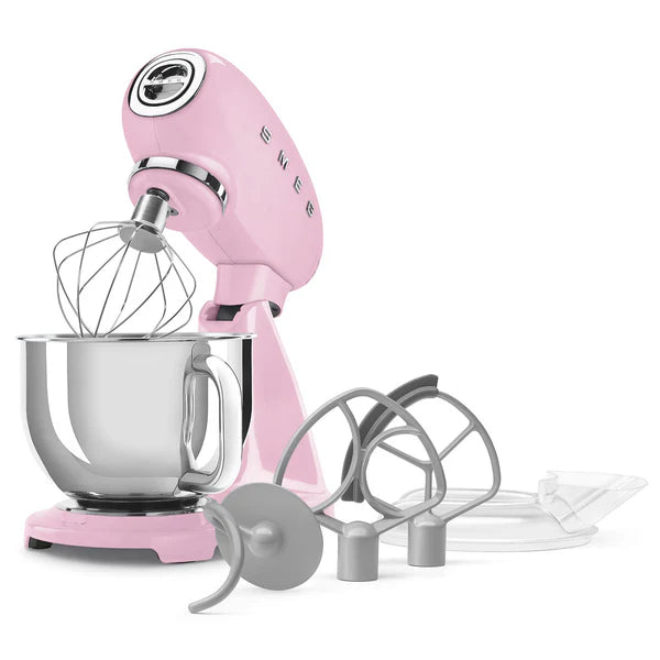 خلاط Smeg SMF05 — خلاط متعدد الاستخدامات بتصميم ريترو