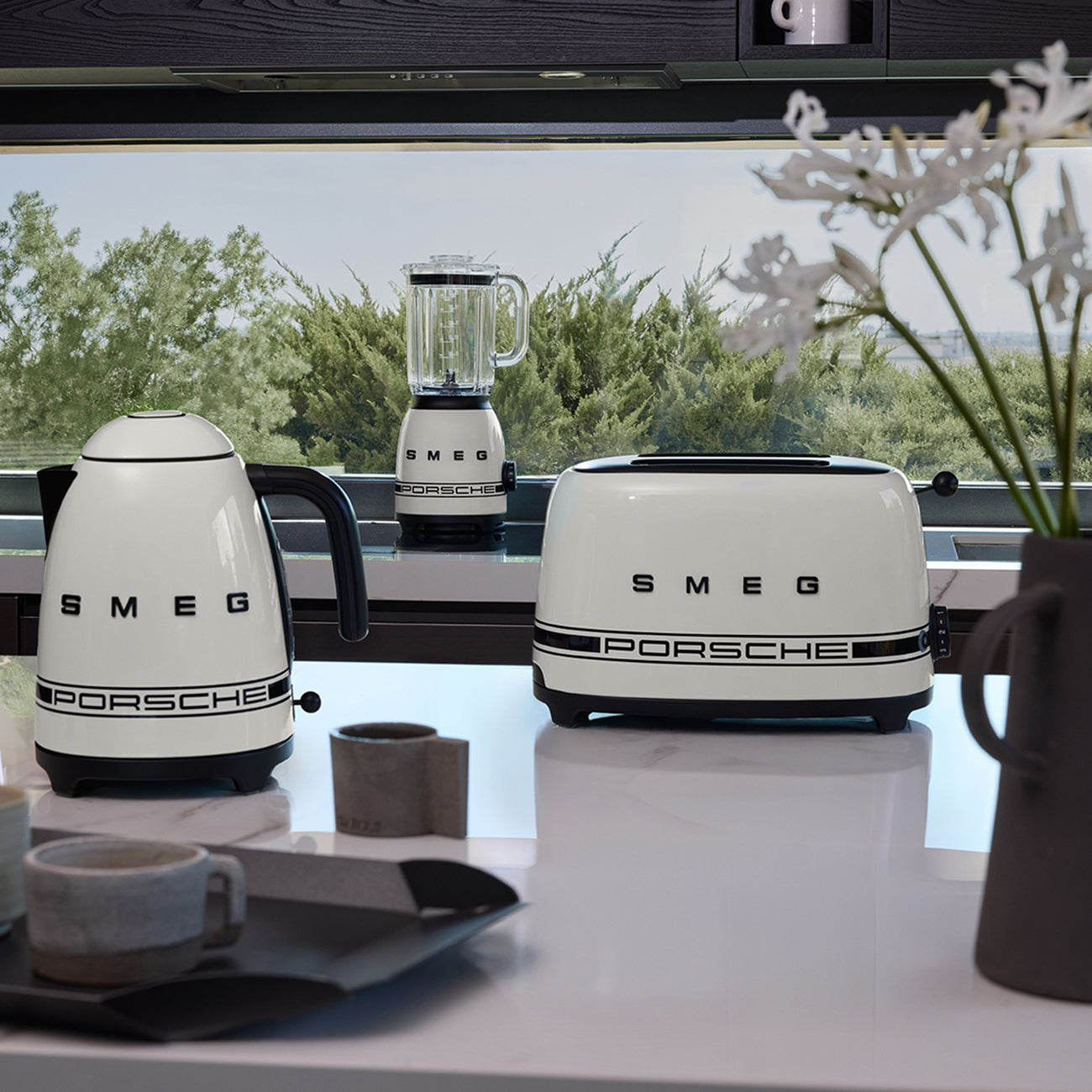 إصدار محدود — محمصة خبز Smeg TSF01