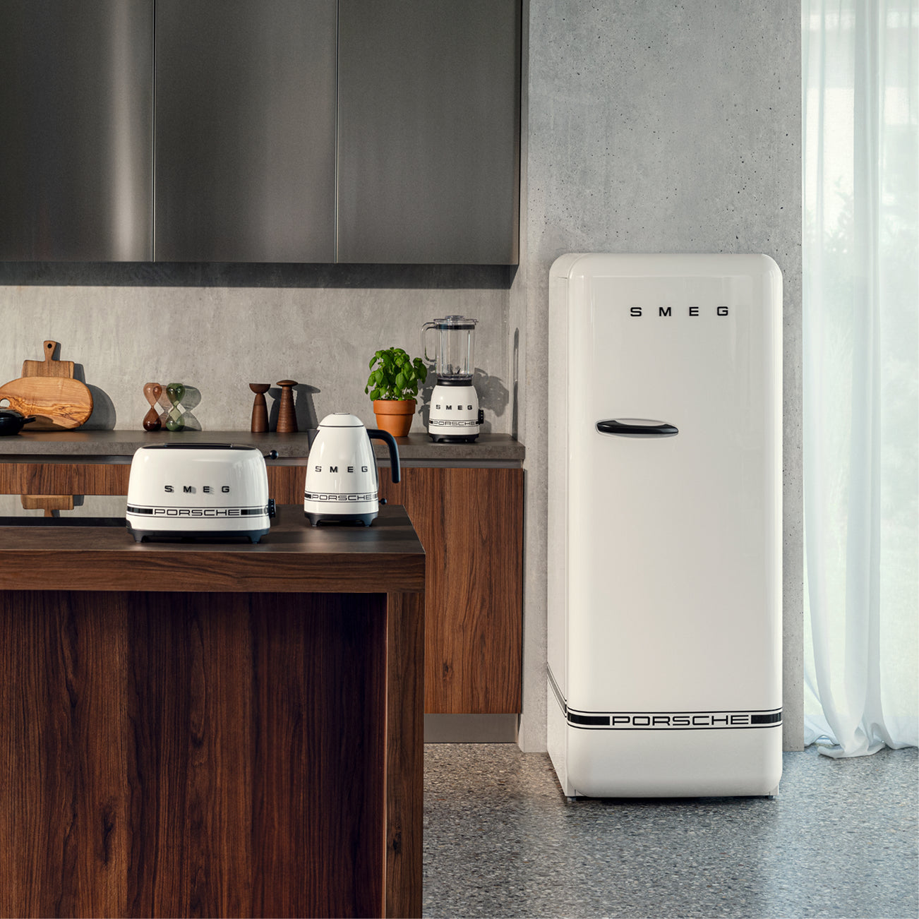إصدار محدود — محمصة خبز Smeg TSF01